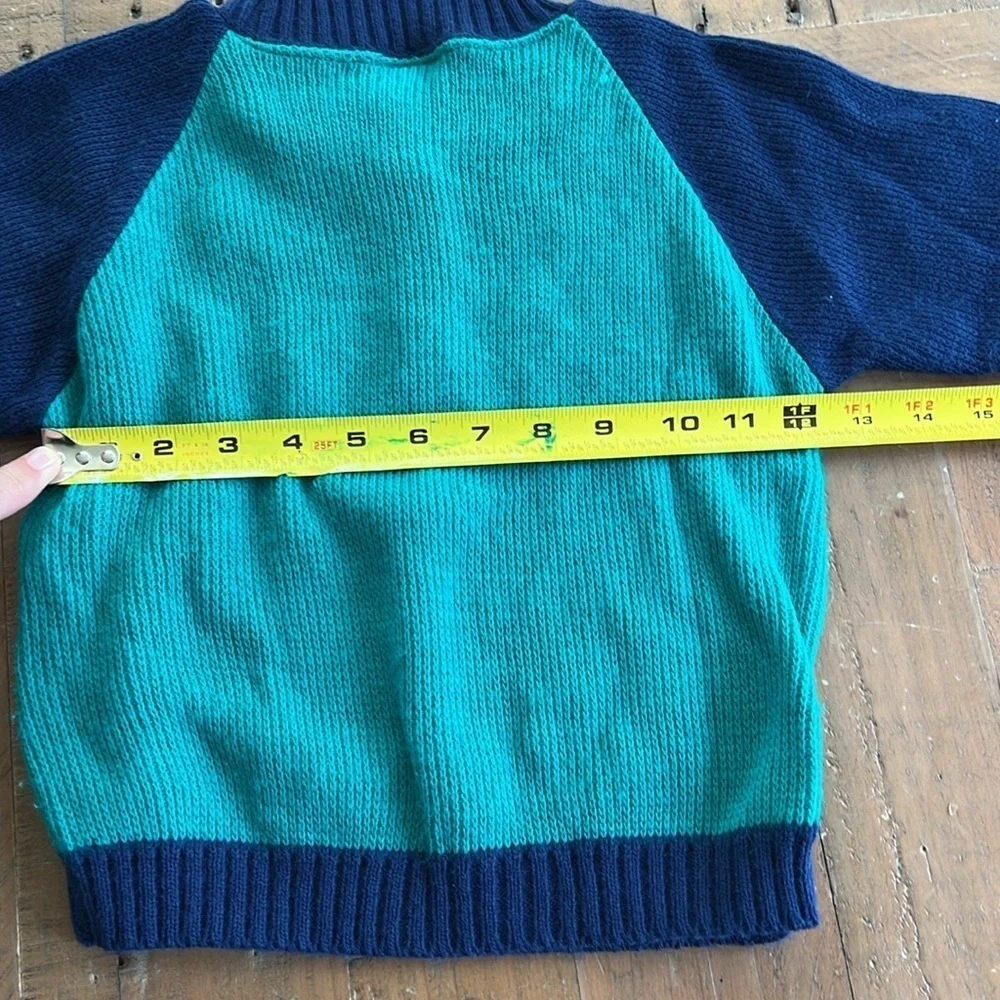 Oshkosh vintage logo mock neck sweater